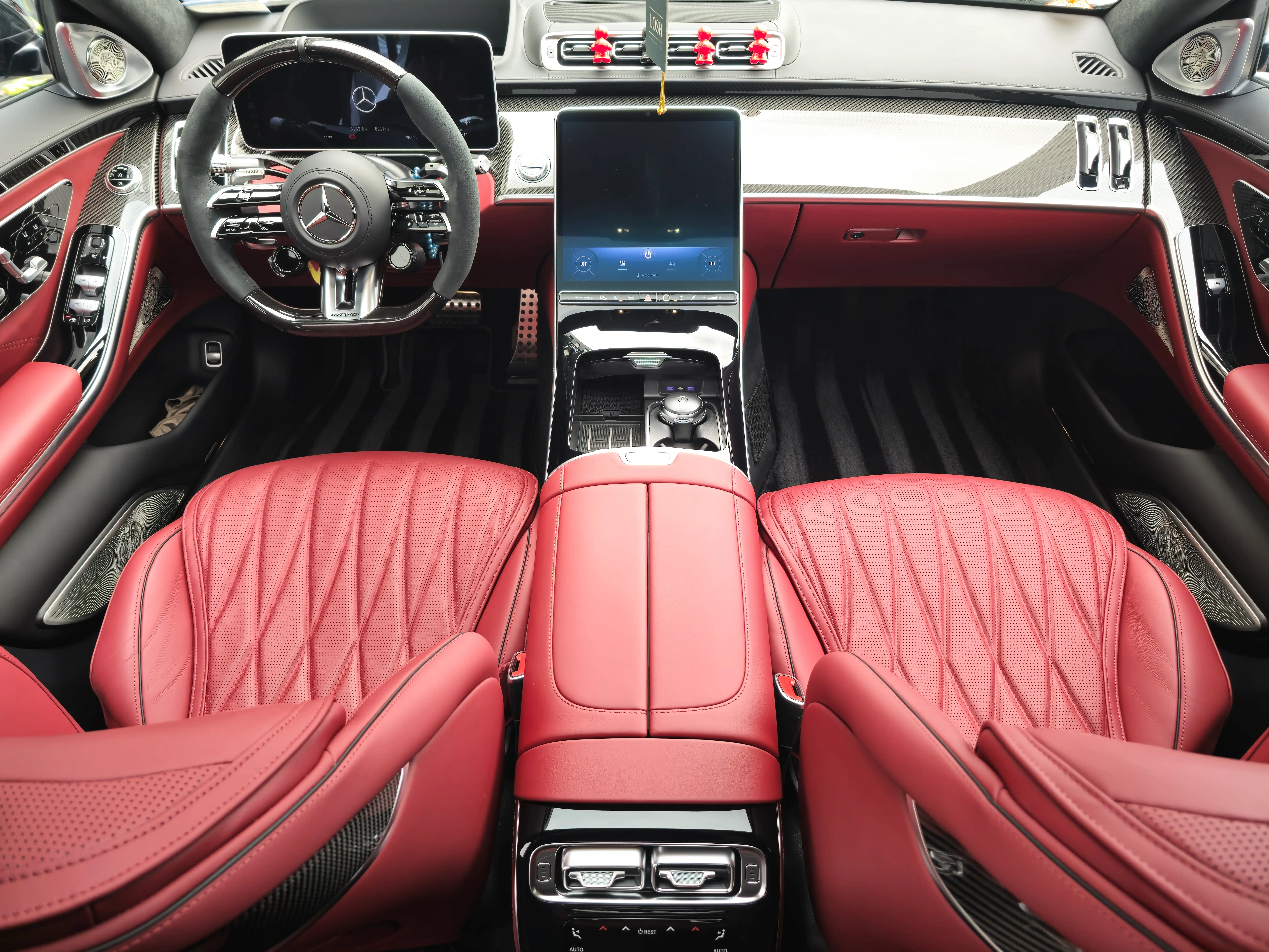Mercedes-AMG rood interieur resultaat